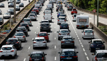 Bouchons sur les routes : les conseils pour consommer moins de carburant