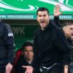 Dortmund-Trainer Nuri Sahin bei der Bundesliga-Partie gegen Augsburg