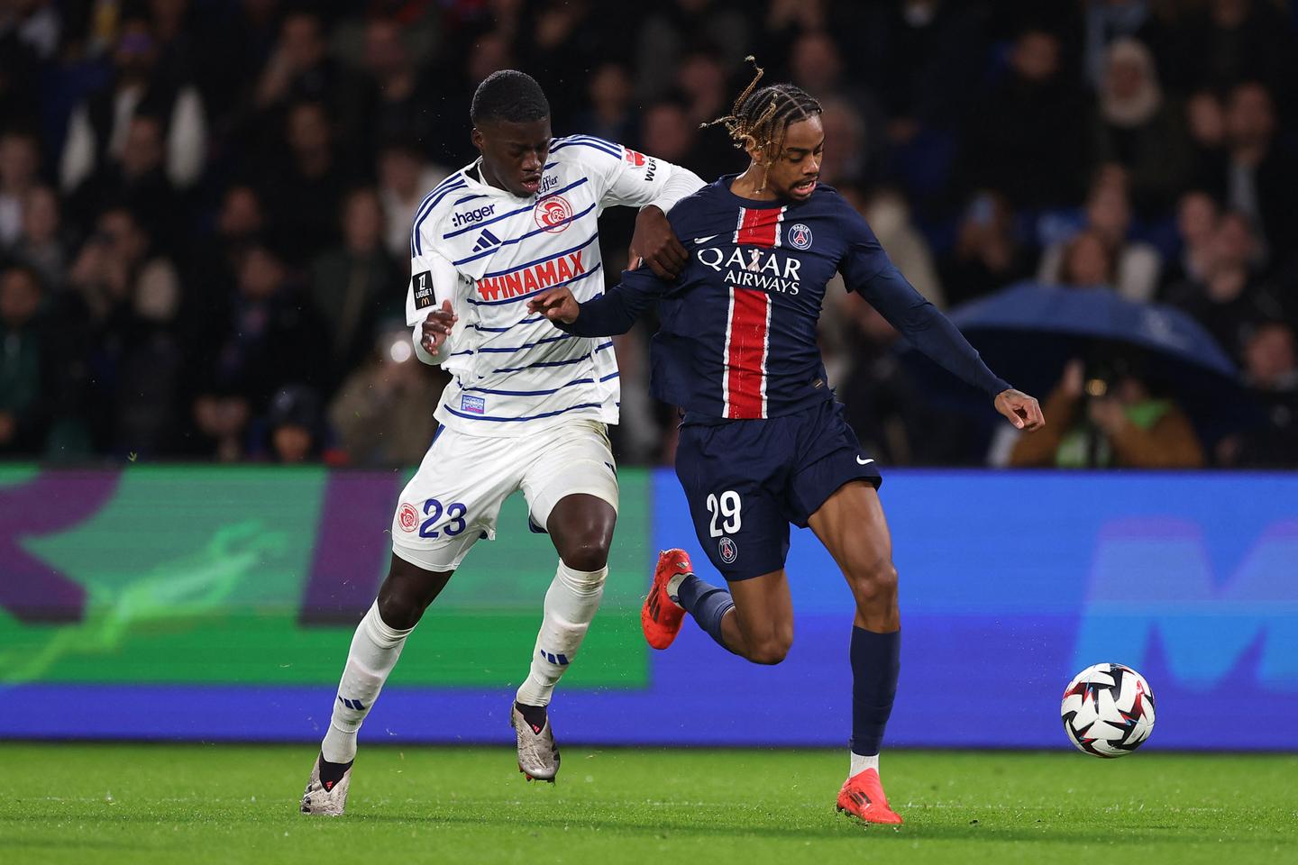 Chants homophobes au Parc des Princes : la commission de discipline de la Ligue de football professionnel saisie