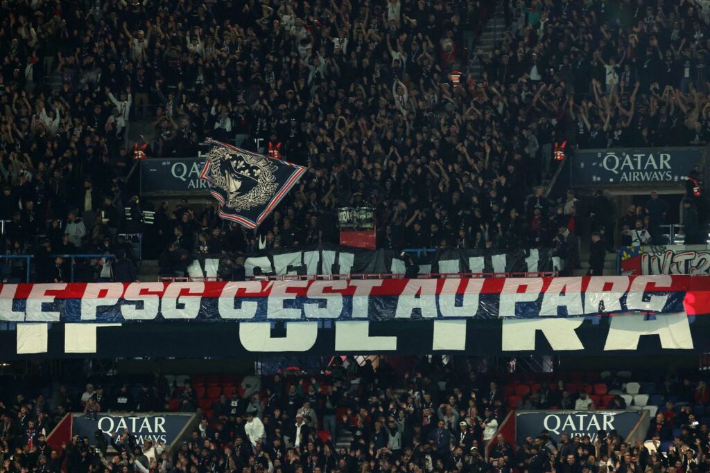 Chants homophobes au Parc des Princes : la tribune Auteuil partiellement fermée