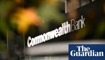 Commonwealth Bank customers startled by lower account balances after some transactions charged twice