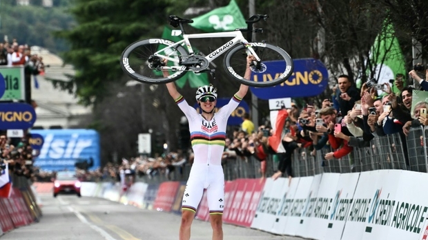 Cyclisme: Tadej Pogacar remporte son quatrième Tour de Lombardie consécutif