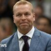 Cyclist Sir Chris Hoy announces his cancer is terminal