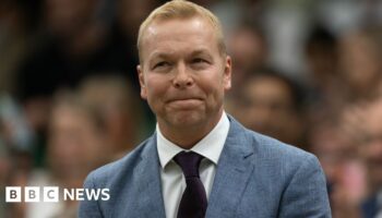 Cyclist Sir Chris Hoy announces his cancer is terminal