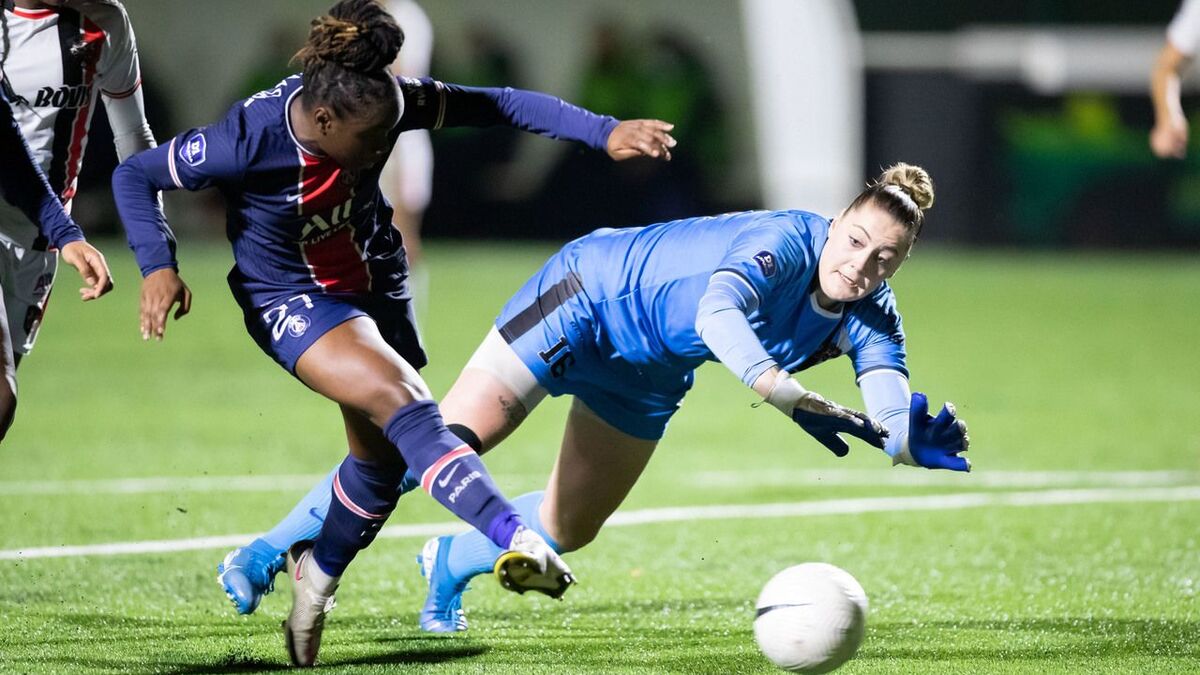 D1 Féminine : le PSG balaye Fleury 5-0 et reste en tête