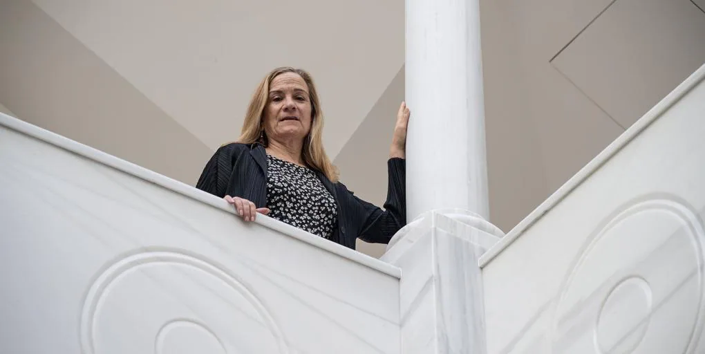 De 'La joven de la perla' a 'La maestra de vidrio', Tracy Chevalier viaja a Venecia en su último libro