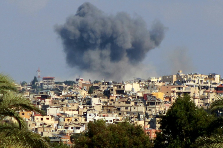 Destruction au Liban: Raids meurtriers israéliens contre des fiefs du Hezbollah