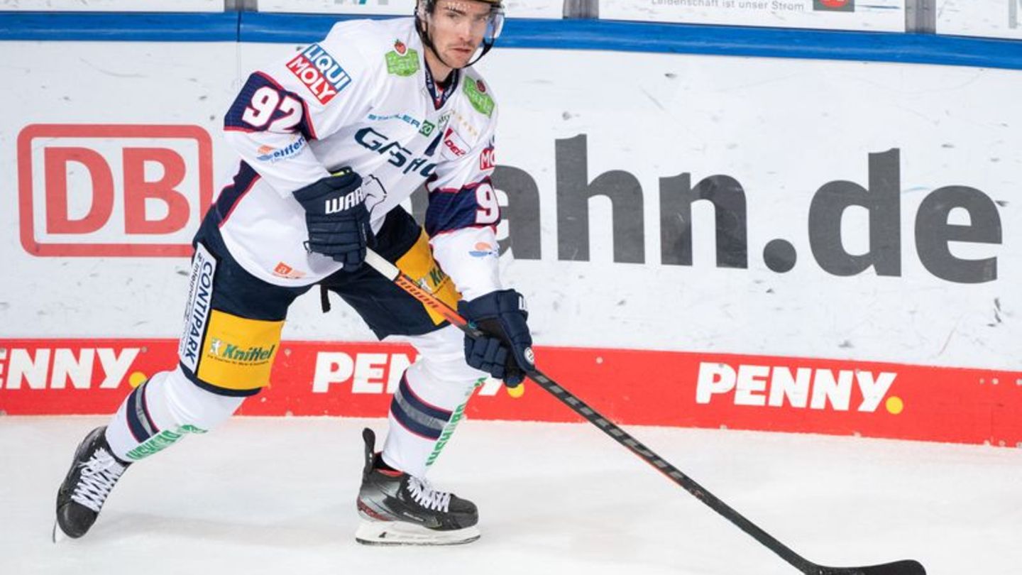 Nationalspieler Noebels steuerte zwei Tore zum Sieg der Eisbären in Ingolstadt bei. Foto: Matthias Balk/dpa