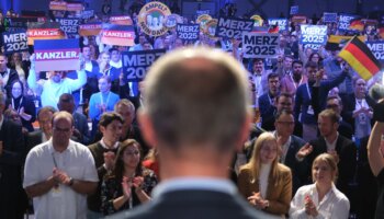 Deutschlandtag der Jungen Union: Merz wird gefeiert wie ein Rockstar