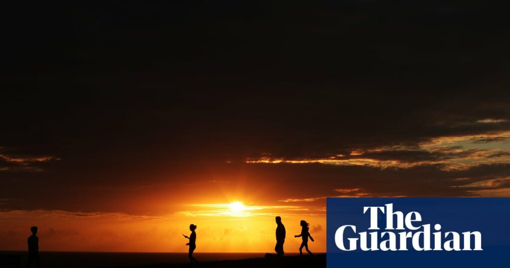 Dome of sweltering NT heat set to spread across vast swathes of Australia