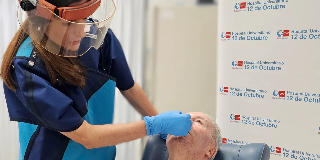 Dos pacientes del 12 de Octubre, libres de cáncer de piel gracias a una terapia pionera en España