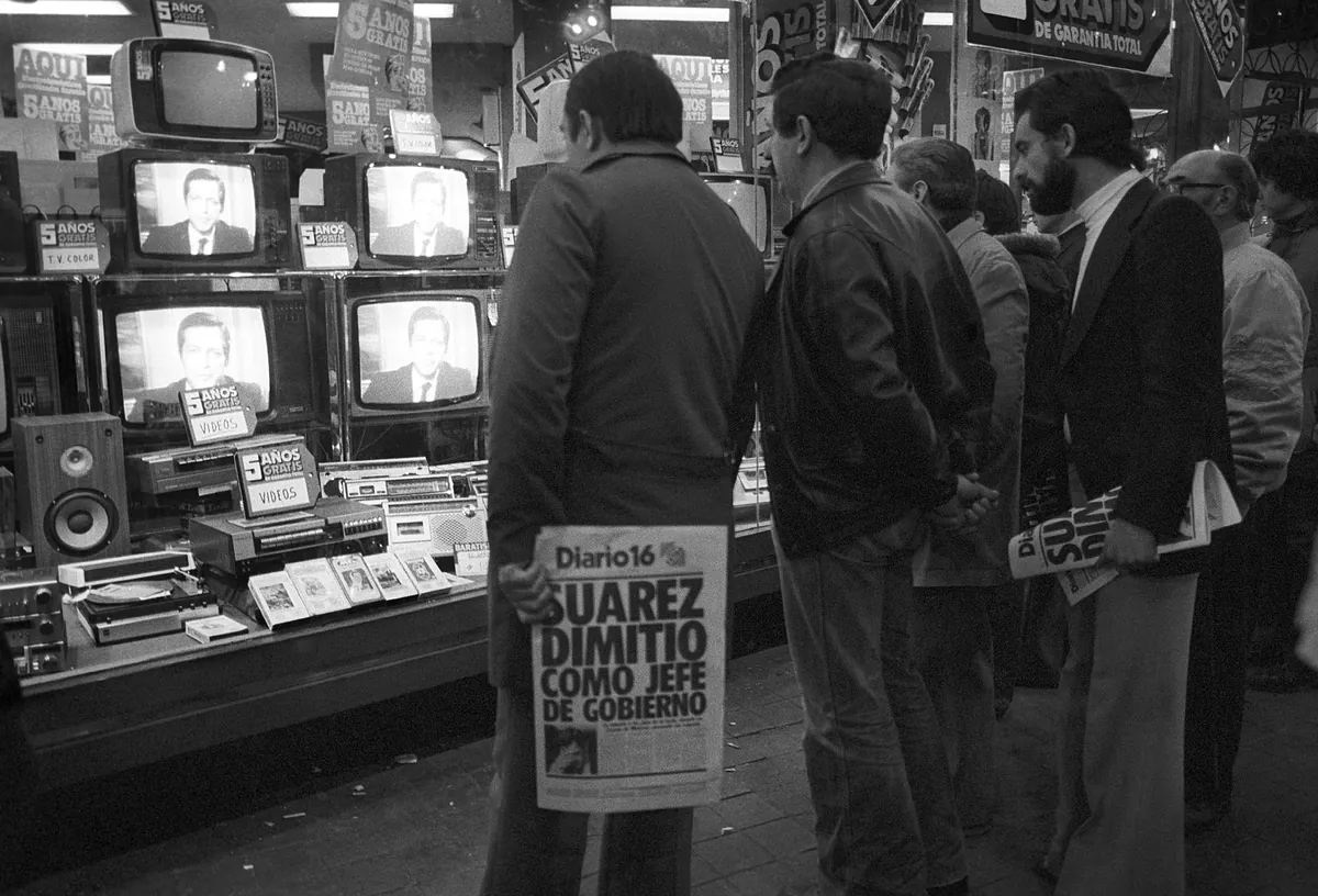 El 82% de los españoles ya no considera "esencial" tener un televisor y un 77% una radio