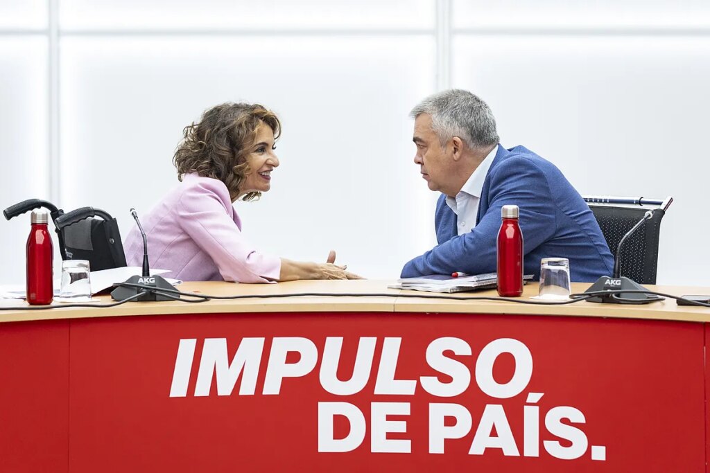 El PSOE presentará una querella por calumnias contra el PP por acusarlo de financiarse de forma ilegal: "En Ferraz no se mueve dinero negro"