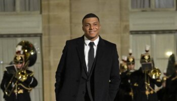 El lado más personal de Kylian Mbappé: de los suburbios de París y una infancia rodeada de violencia a su dinero como futbolista