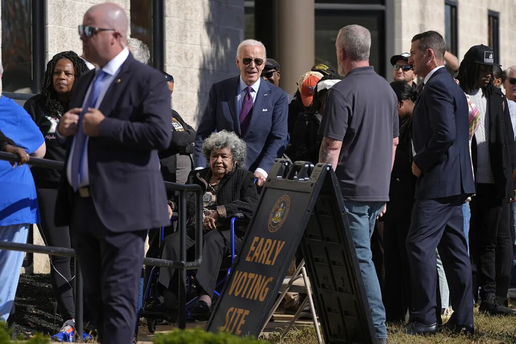 El presidente Joe Biden vota de forma anticipada en Delaware