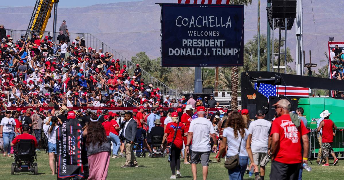 En Californie, les trumpistes bravent le désert de Coachella pour écouter Donald Trump