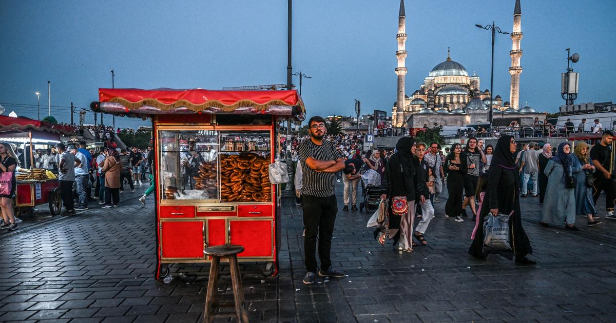 «En Turquie, peu importe votre métier, un salaire ne suffit plus» : à Istanbul, dans le piège d’une inflation hors de contrôle