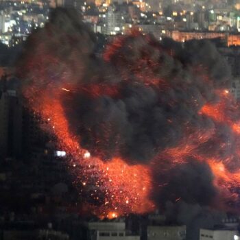 En direct, guerre au Proche-Orient : Beyrouth ciblée par de nouveaux bombardements israéliens, selon l’agence de presse nationale libanaise