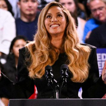 En images : Beyoncé s’affiche aux côtés de Kamala Harris