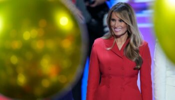 Enfance idyllique, mannequinat, «croqueuse de diamants»... La vie rêvée de Melania Trump