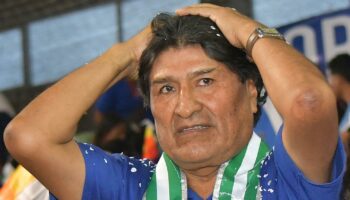 Evo Morales, ex-président de Bolivie, affirme, vidéo à l’appui, avoir été attaqué par des « hommes cagoulés » qui lui ont tiré dessus