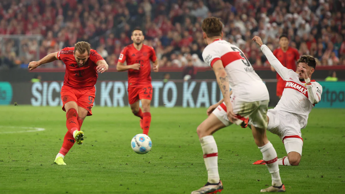 FC Bayern in der Einzelkritik: Er schießt, stochert und staubt ab