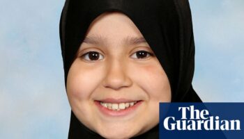 Father of Sara Sharif told police he had killed her, court hears