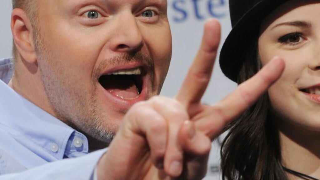 Früher stand Deutschland besser da: Stefan Raab im Jahr 2010 mit ESC-Siegerin Lena Meyer-Landrut. (Archivbild) Foto: Julian Stra