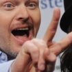 Früher stand Deutschland besser da: Stefan Raab im Jahr 2010 mit ESC-Siegerin Lena Meyer-Landrut. (Archivbild) Foto: Julian Stra