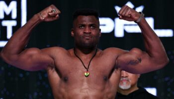 Francis Ngannou pulvérise Renan Ferreira pour son retour au MMA