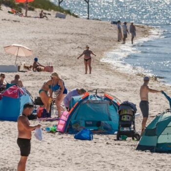 Nord- und Ostsee locken viele Touristen nach Schleswig-Holstein. Foto: Markus Scholz/dpa