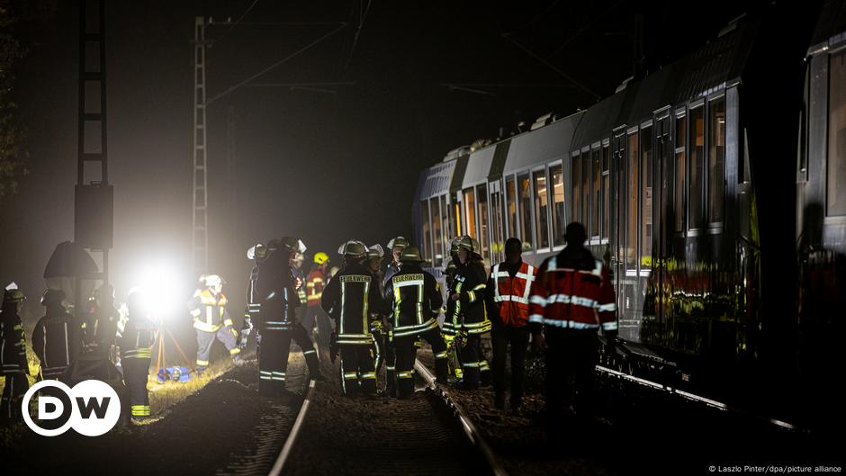 Germany: Busy train derails in Saarland, hitting large rock