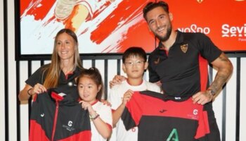 Gudelj cambia el fútbol por el ping pong