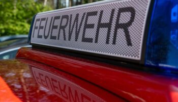 Der überwiegende Teil der Feuerwehren in Bayern sind freiwillig organisiert. Nun sollen die Aktiven länger Dienst tun dürfen. (S