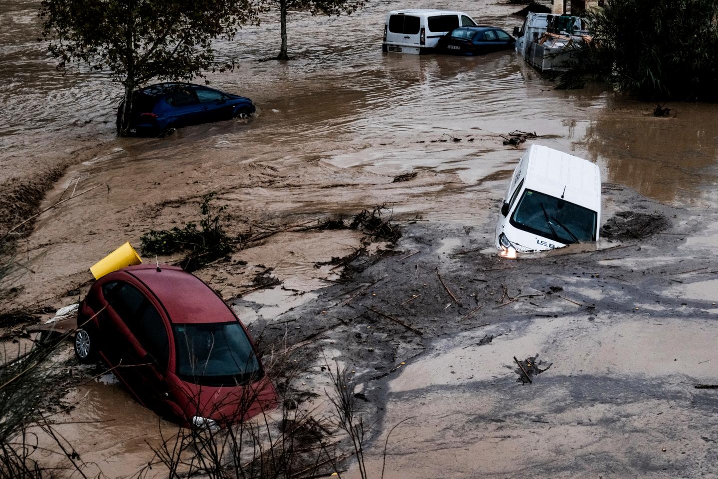 Inondations en Espagne : des corps retrouvés, selon les autorités