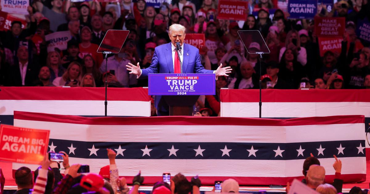 Insultes, racisme, crucifix... : le meeting de Trump à New York fait polémique