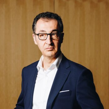 Interview mit Cem Özdemir: „Ich will derjenige sein, der die Bremse löst“