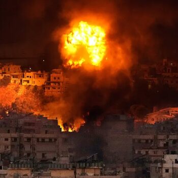 Israel invade el sur del Líbano en una incursión terrestre "limitada"