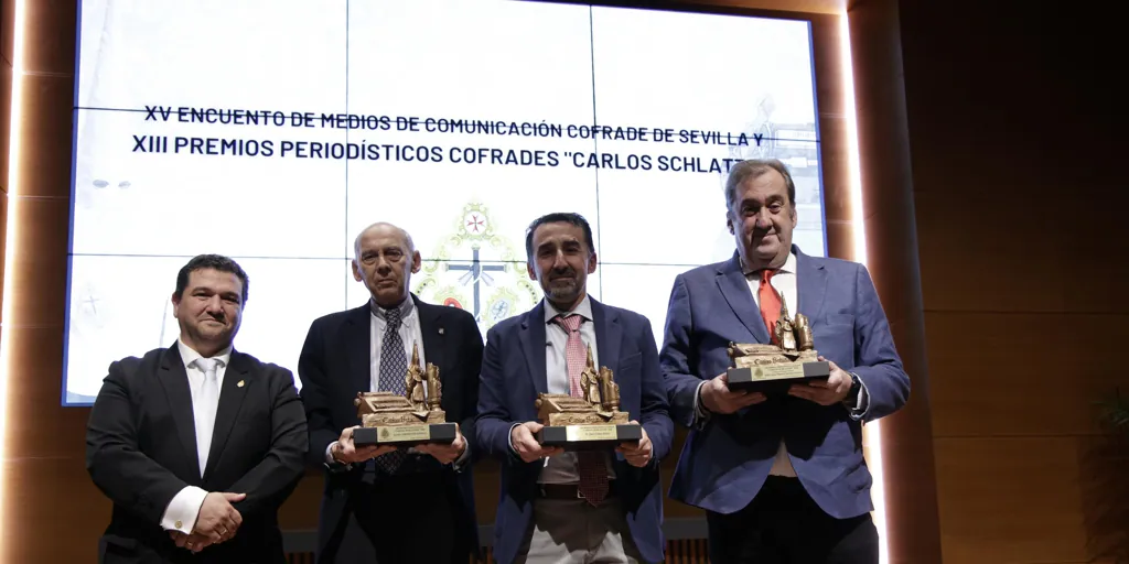 José Gómez Palas y Juan Manuel Serrano reciben el premio periodístico de la Milagrosa