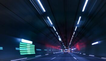 Der Jagdbergtunnel war in der Nacht zum Sonntag wegen einer Einsatzübung für den normalen Verkehr gesperrt. (Archivbild) Foto: J