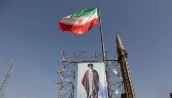 Krieg in Nahost: Iran attackiert Israel mit ballistischen Raketen