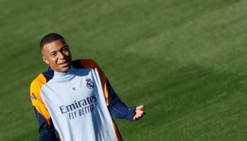 Kylian Mbappé retrouve le terrain en Liga, « pas affecté du tout » par l’affaire de Stockholm, selon son entraîneur