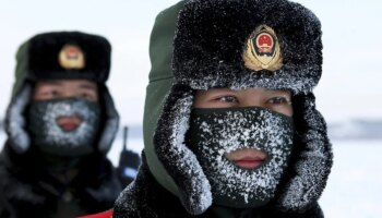 La Armada china llega al Ártico de la mano de Rusia: el plan de Pekín para crear la 'Ruta de la Seda Polar'