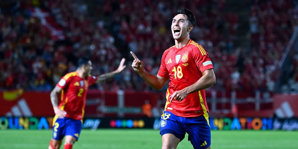 La selección española triunfa sin luces ante Dinamarca