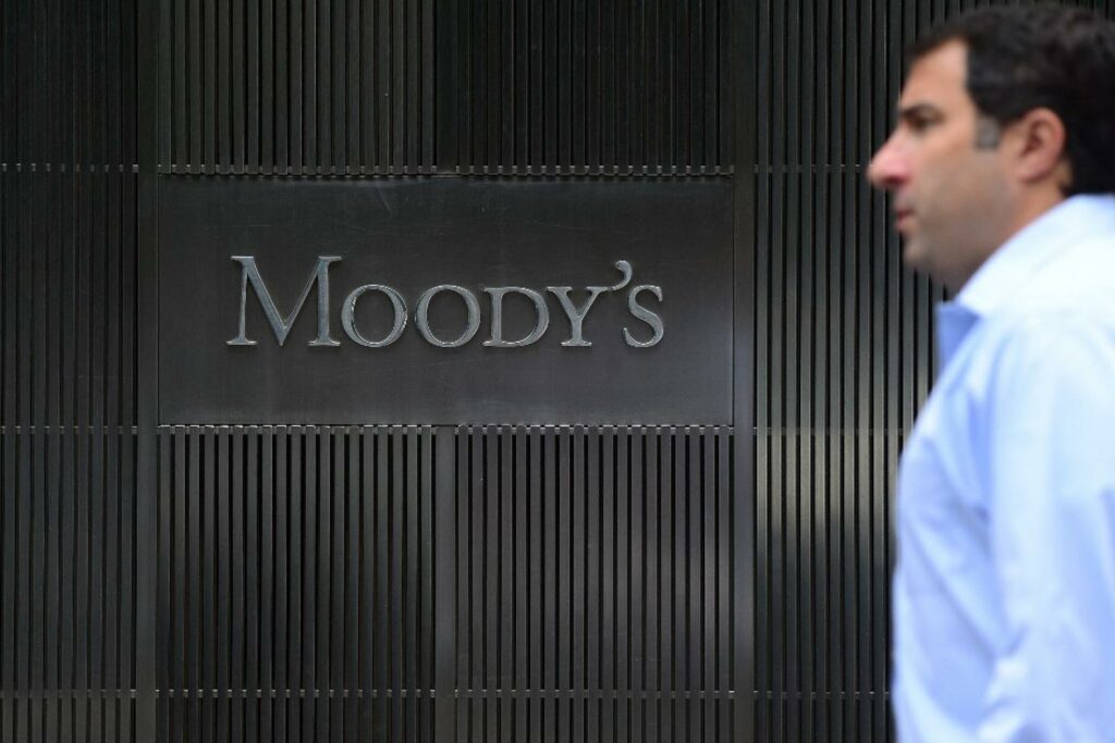 L’agence Moody’s conserve la note de la France, mais abaisse la perspective à « négative »