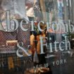 L’ancien PDG d’Abercrombie & Fitch arrêté et inculpé pour trafic sexuel