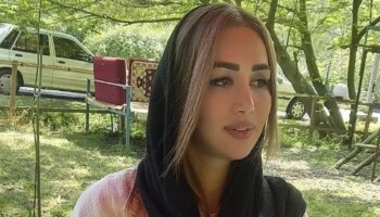 Las dos periodistas iraníes que desvelaron la muerte de Mahsa Amini bajo custodia policial deberán cumplir 5 años de prisión