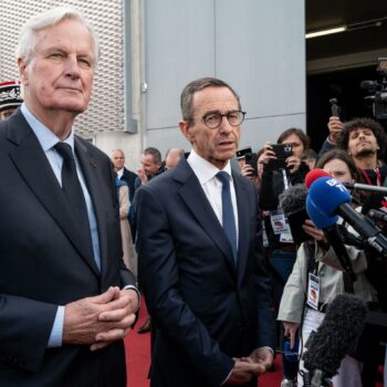 Le gouvernement Barnier annonce une nouvelle loi immigration pour 2025, avec un durcissement de la rétention administrative