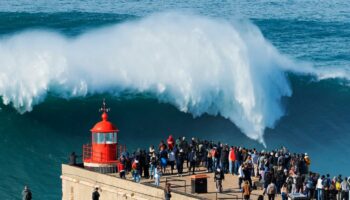 Le saviez-vous ? Ces vagues géantes attirent surfeurs et curieux à moins de 3h de la France