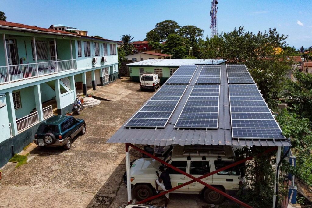 L’énergie photovoltaïque, solution potentielle pour 600 millions d’Africains sans électricité